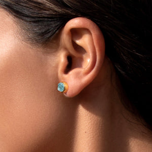 mini natural aquamarine stud earrings in 18K gold vermeil