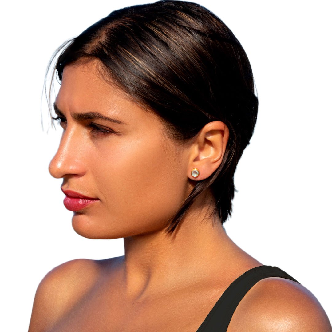 mini natural aquamarine stud earrings in 18K gold vermeil