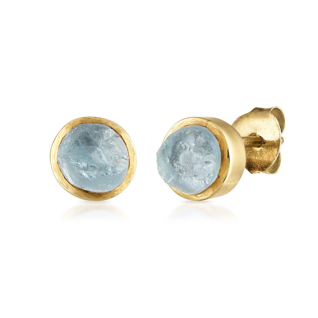 mini natural aquamarine stud earrings in 18K gold vermeil